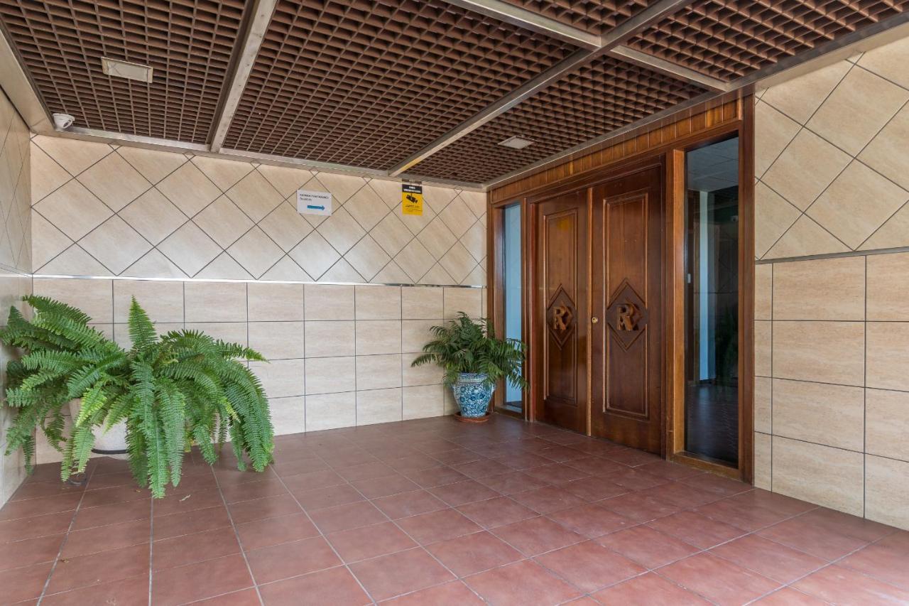 Suite Homes Hesperides Garden Beach Málaga Esterno foto