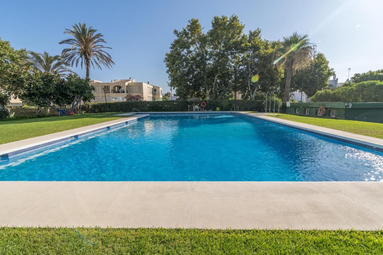 Suite Homes Hesperides Garden Beach Málaga Esterno foto