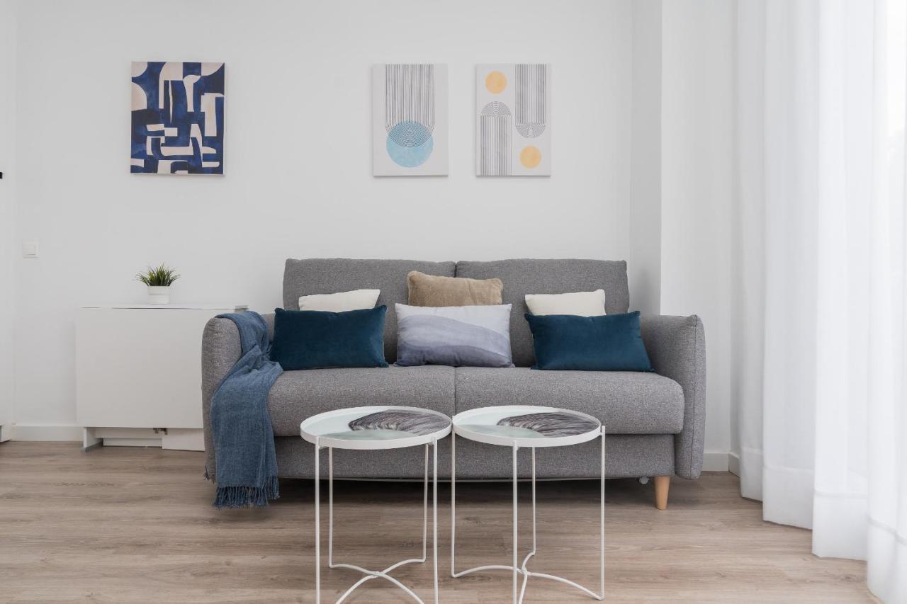 Suite Homes Hesperides Garden Beach Málaga Esterno foto